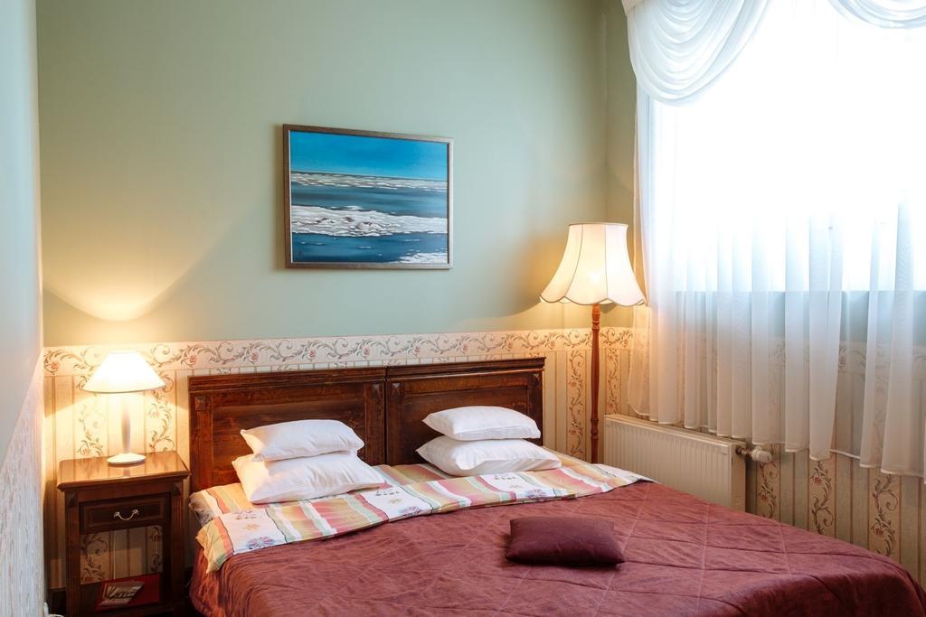 Hotel Birinu Pils Bīriņi Exteriér fotografie