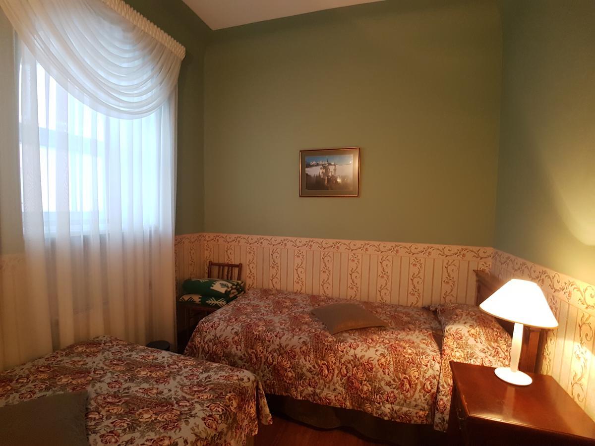 Hotel Birinu Pils Bīriņi Exteriér fotografie